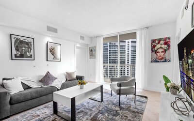The Club at Brickell Bay