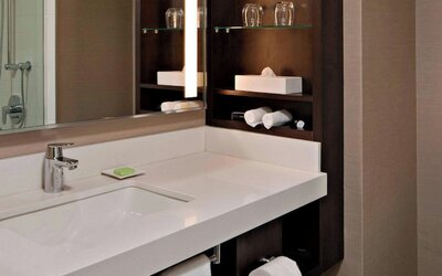 Delta Hotels by Marriott Winnipeg