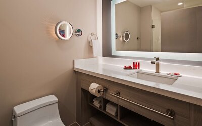 Best Western Premier Winnipeg East