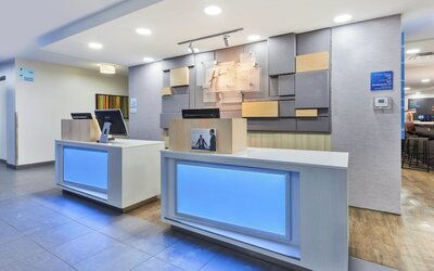 Holiday Inn Express Winnipeg Airport - Polo Park by IHG