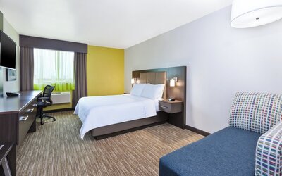 Holiday Inn Express Winnipeg Airport - Polo Park by IHG
