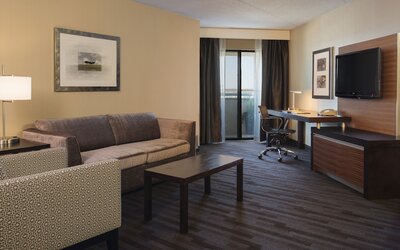 Hilton Winnipeg Airport Suites