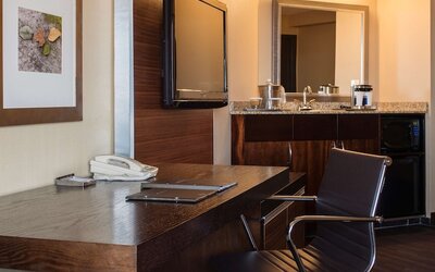 Hilton Winnipeg Airport Suites