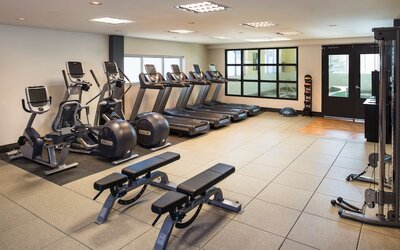 Hilton Winnipeg Airport Suites