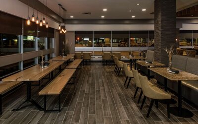 Hilton Winnipeg Airport Suites