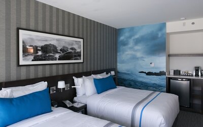 The Grand Winnipeg Airport Hotel by Lakeview