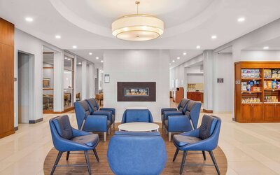 Homewood Suites by Hilton Winnipeg Airport-Polo Park, MB