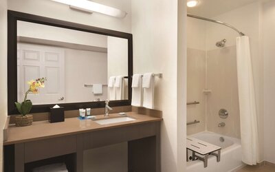 HYATT house Miami Airport