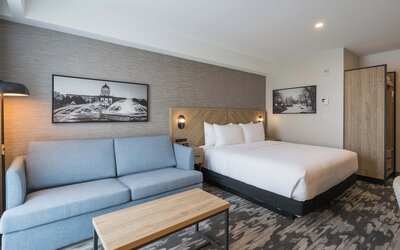 Sandman Signature Winnipeg Airport Hotel & Suites