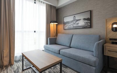 Sandman Signature Winnipeg Airport Hotel & Suites