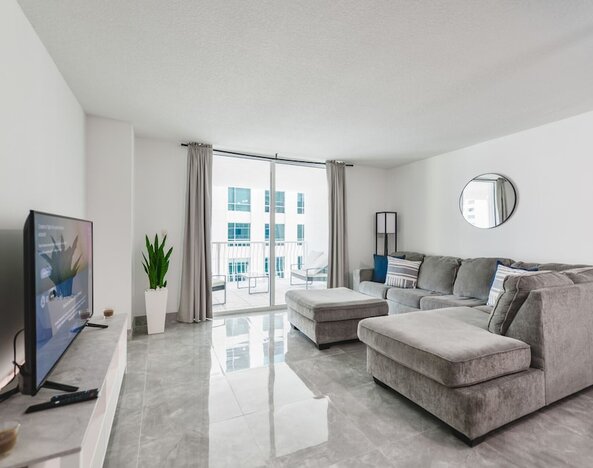 The Club at Brickell Bay