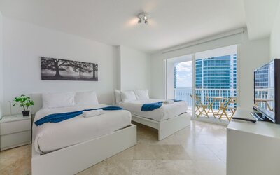 The Club at Brickell Bay