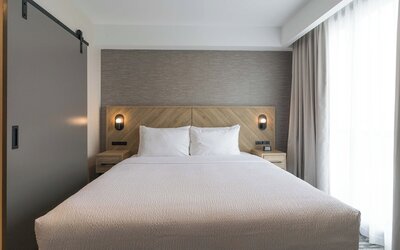 Sandman Signature Winnipeg Airport Hotel & Suites