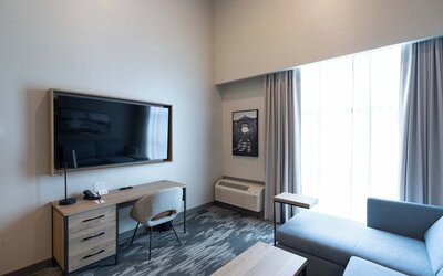 Sandman Signature Winnipeg Airport Hotel & Suites