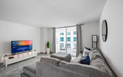 The Club at Brickell Bay