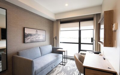 Sandman Signature Winnipeg Airport Hotel & Suites