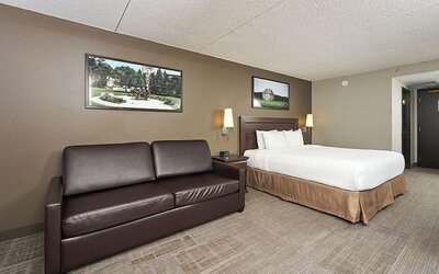 Canad Inns Destination Centre Club Regent Casino Hotel