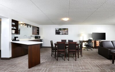 Canad Inns Destination Centre Club Regent Casino Hotel