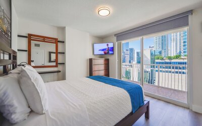The Club at Brickell Bay