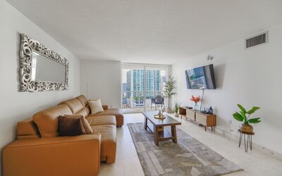 The Club at Brickell Bay