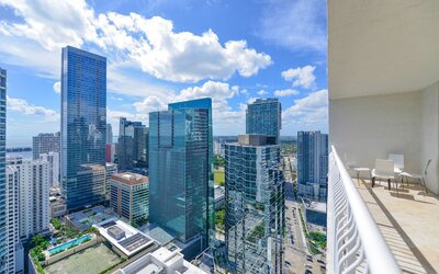 The Club at Brickell Bay