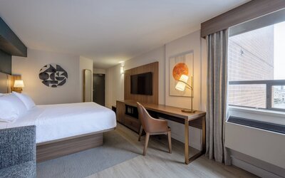 Holiday Inn & Suites Winnipeg Downtown by IHG