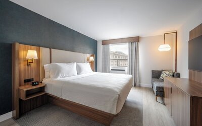 Holiday Inn & Suites Winnipeg Downtown by IHG