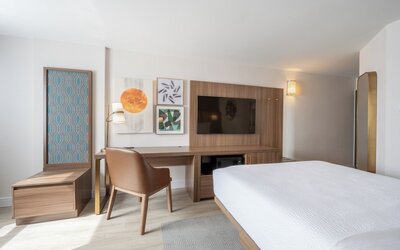 Holiday Inn & Suites Winnipeg Downtown by IHG