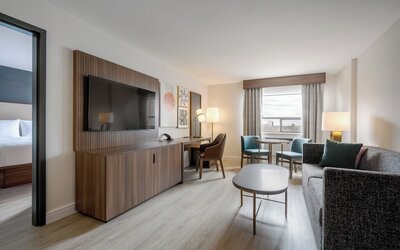 Holiday Inn & Suites Winnipeg Downtown by IHG