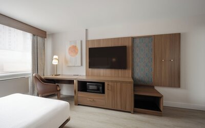 Holiday Inn & Suites Winnipeg Downtown by IHG