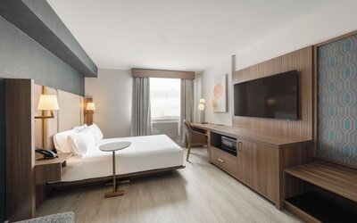 Holiday Inn & Suites Winnipeg Downtown by IHG