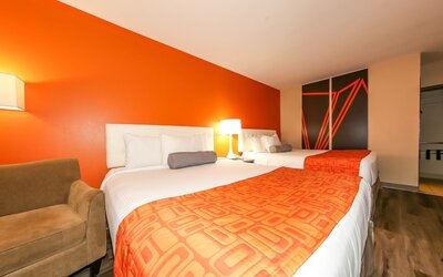 Howard Johnson by Wyndham Winnipeg West