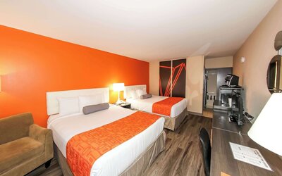 Howard Johnson by Wyndham Winnipeg West