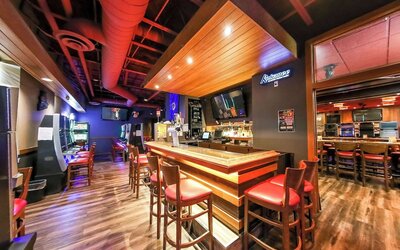 Howard Johnson by Wyndham Winnipeg West