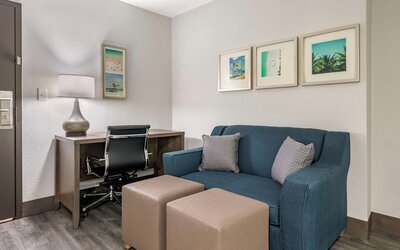 Comfort Inn & Suites Downtown Brickell - Port of Miami
