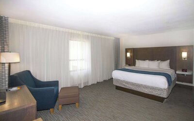 Comfort Inn & Suites Downtown Brickell - Port of Miami
