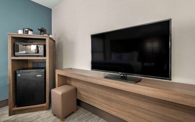 Comfort Inn & Suites Downtown Brickell - Port of Miami