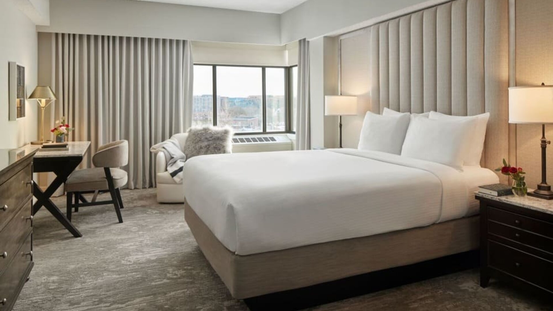 King bedroom with business desk at Capitol Hill Hotel.