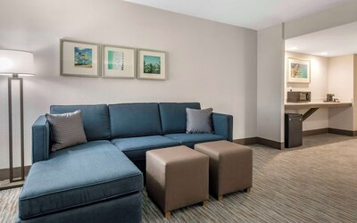 Comfort Inn & Suites Downtown Brickell - Port of Miami