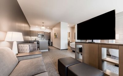 Hyatt House Winnipeg-South/Outlet Collection