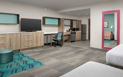 Home2 Suites by Hilton Miami Airport South Blue Lagoon