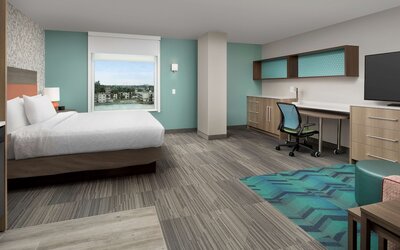 Home2 Suites by Hilton Miami Airport South Blue Lagoon