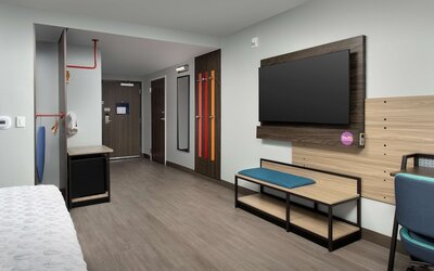 Home2 Suites by Hilton Miami Airport South Blue Lagoon