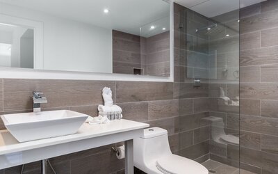 Fortune House Hotel Suites