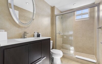 Fortune House Hotel Suites