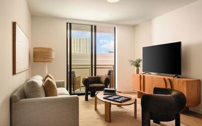 Sense28 Edgewater, an AvantStay Hotel
