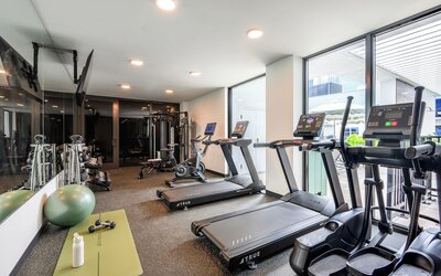 Sense28 Edgewater, an AvantStay Hotel
