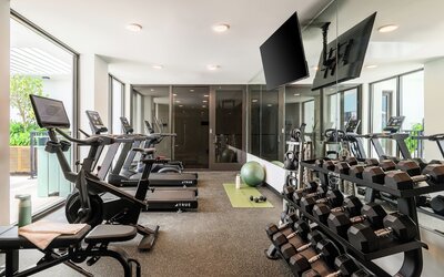 Sense28 Edgewater, an AvantStay Hotel