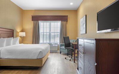 Best Western Plus Fredericton Hotel & Suites