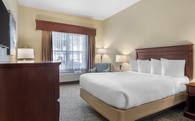 Best Western Plus Fredericton Hotel & Suites